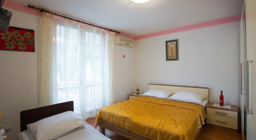 Apartment Haj *